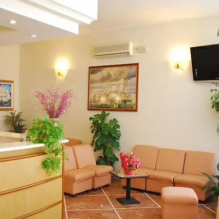 Veliero Otel Rimini