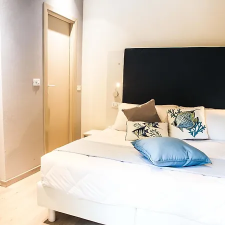 Veliero Otel 3*