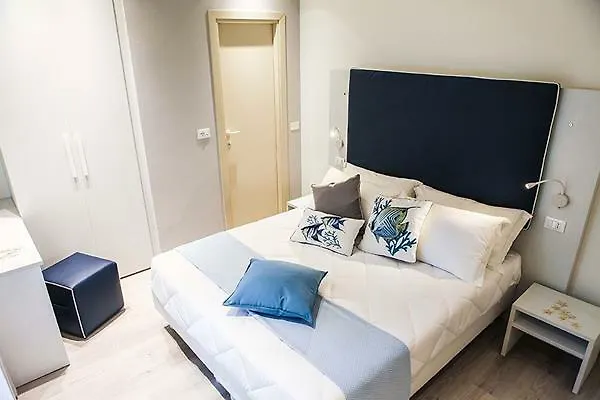 Veliero Otel