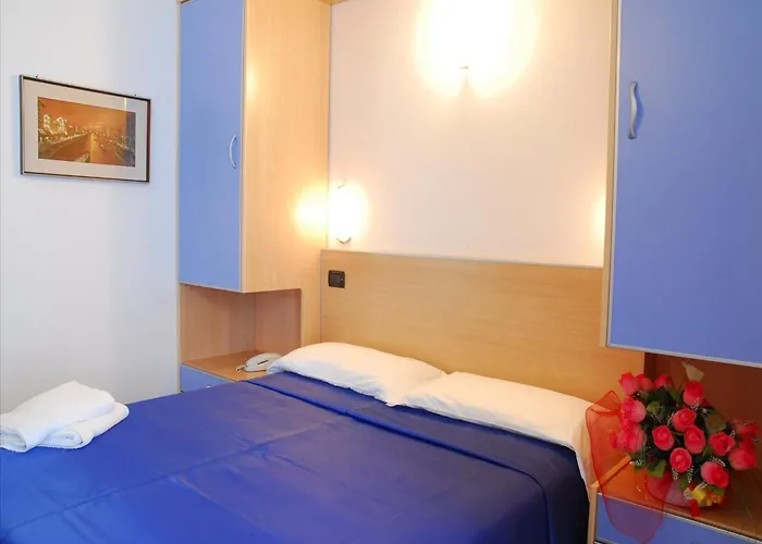 Veliero Otel Rimini