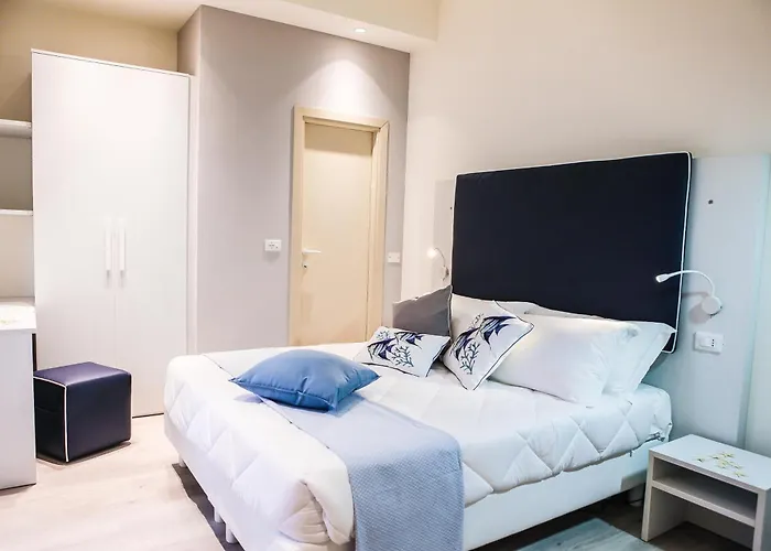 Veliero Otel Rimini