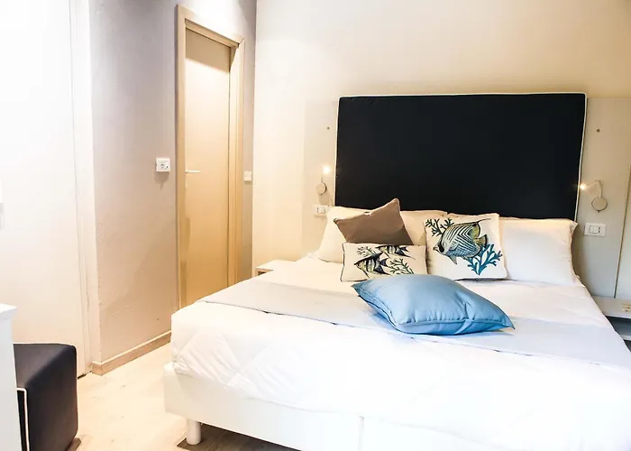 Veliero Otel 3*