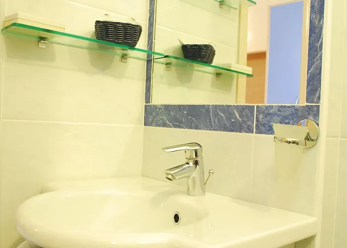 Veliero 3* Римини