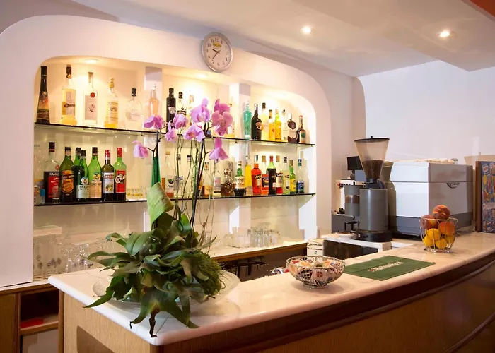 Veliero 3* Римини